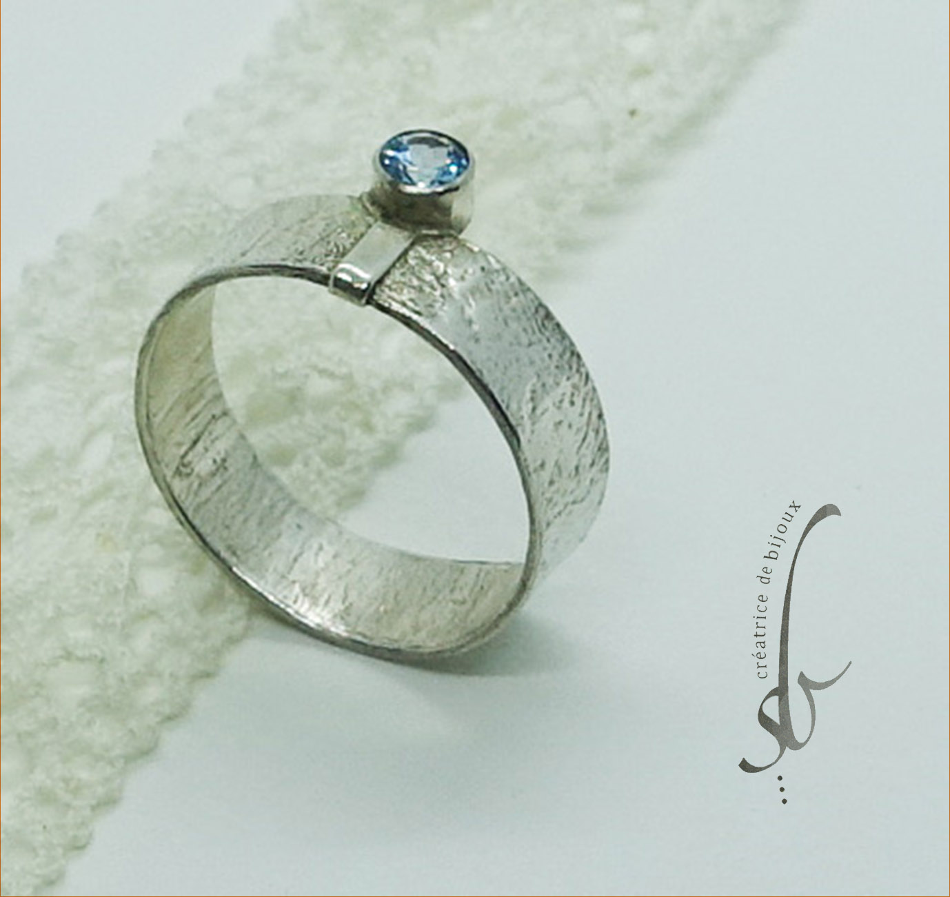 Bague argent et pierre topaze