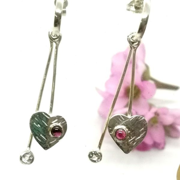 Boucles d'oreilles pendantes argent et grenat et Morganite "I love you"
