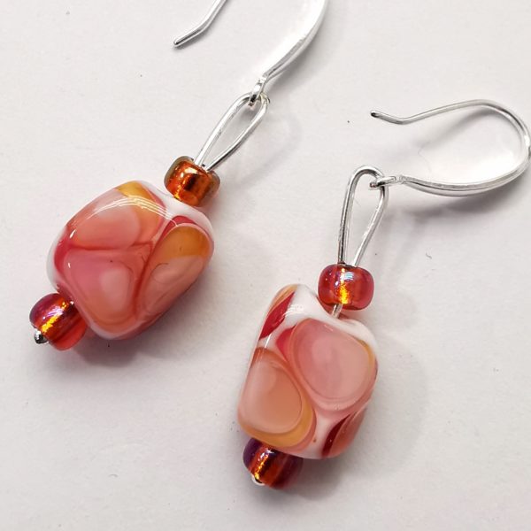 Boucles d'oreilles argent et verre de Murano "éclats framboise" – Image 2