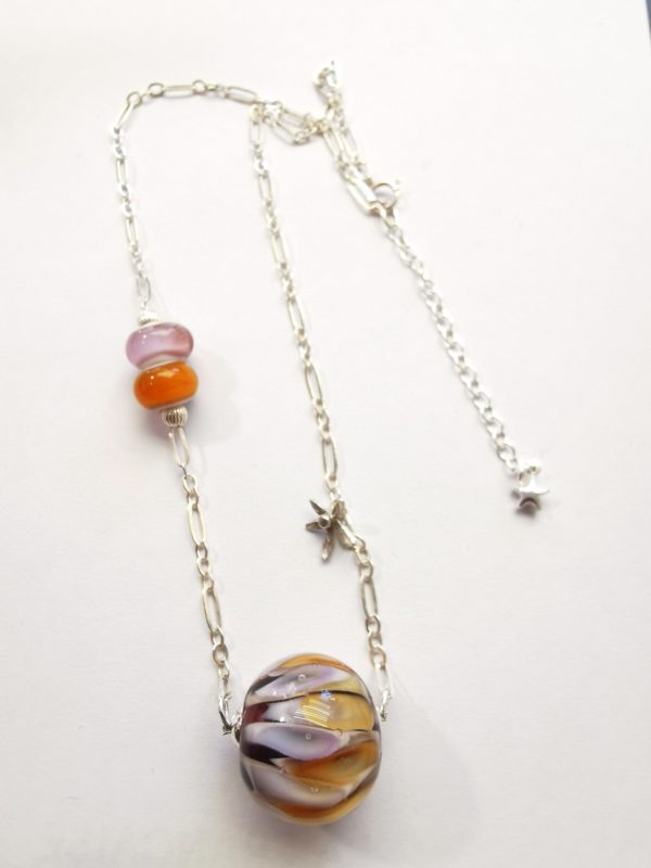 Collier argent et perle de verre de Murano "daisy" orange et crème – Image 8