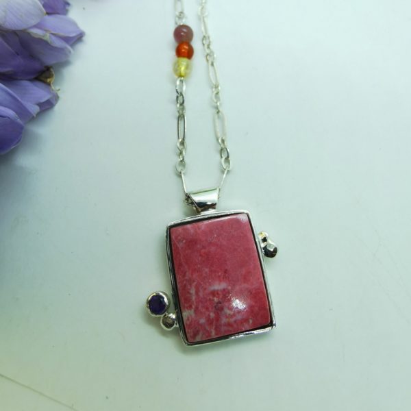 Pendentif en argent "Lumières du Gange" – Chrysocolle, saphir et or – Image 7